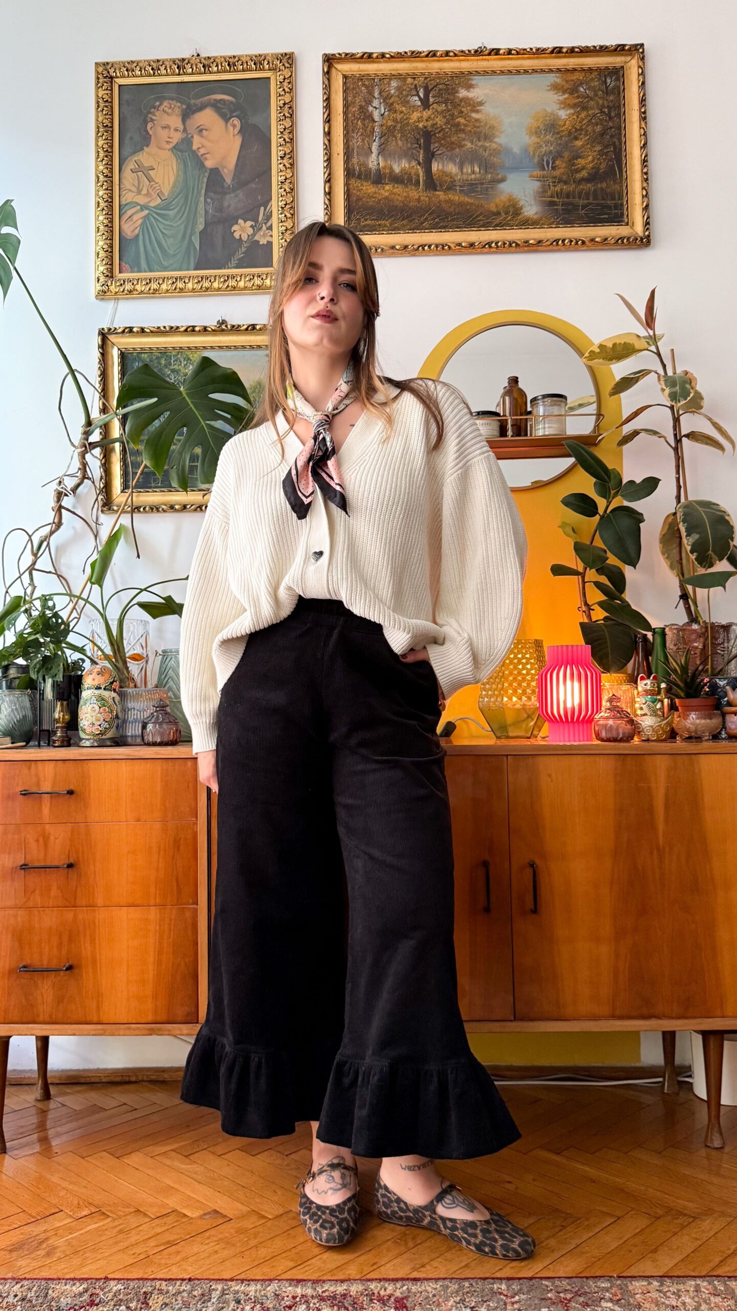 17 czarne spodnie sztruksowe to moje